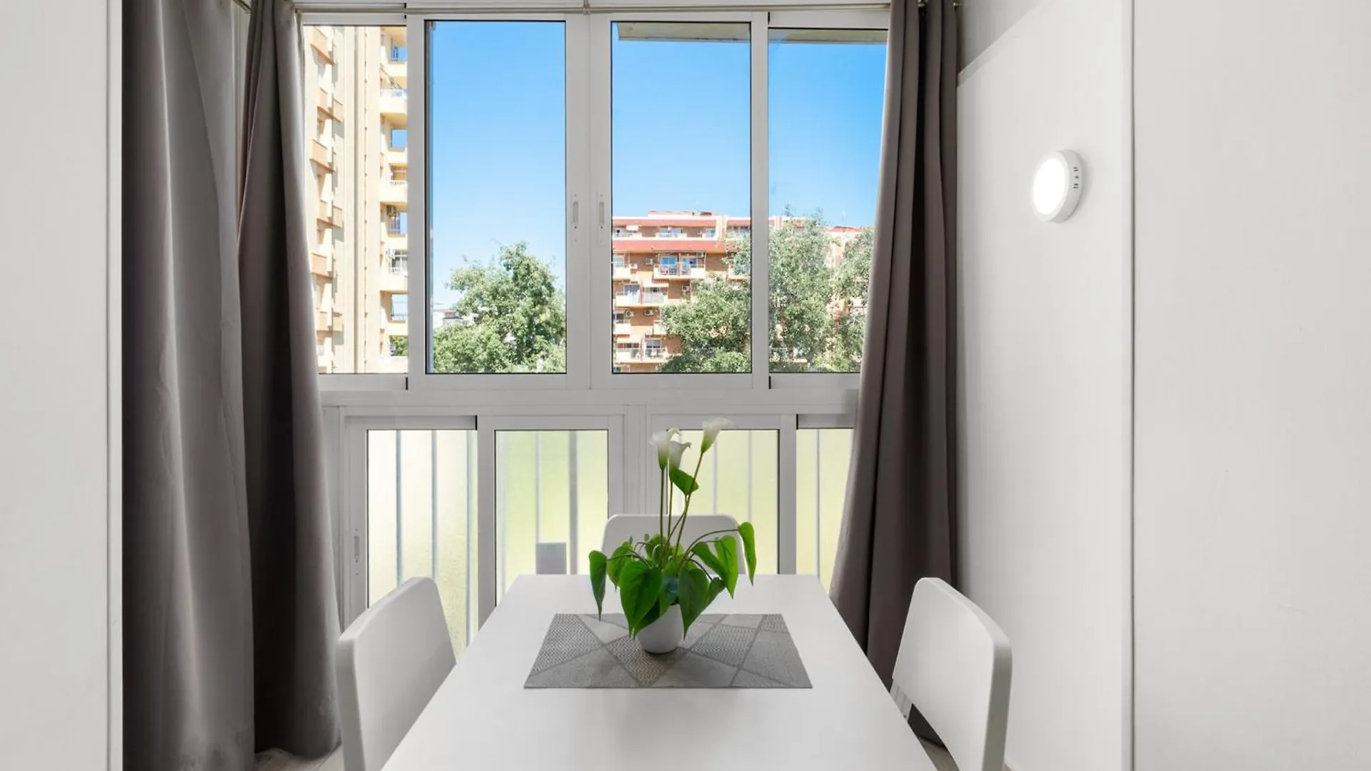 Apartamento Aguila 贝纳尔马德纳