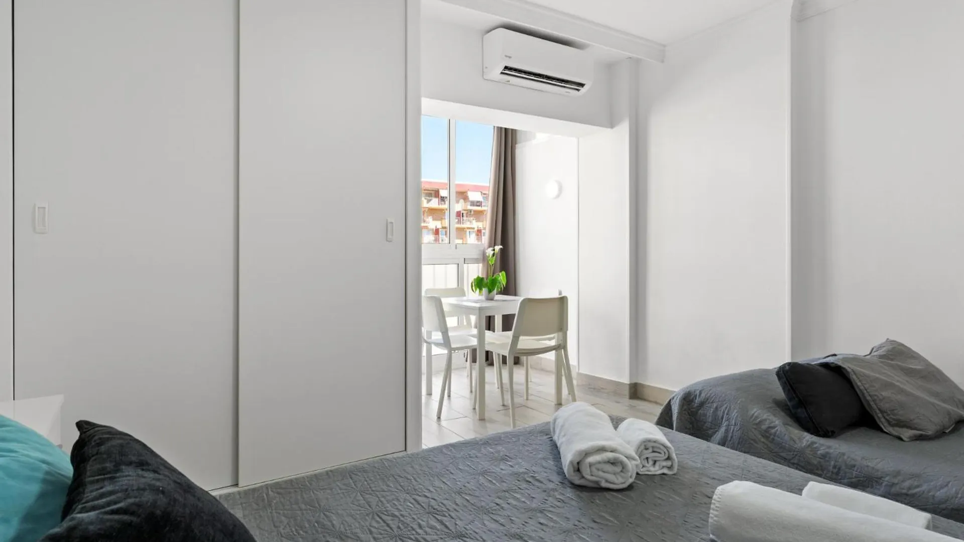 Apartamento Aguila 贝纳尔马德纳 西班牙